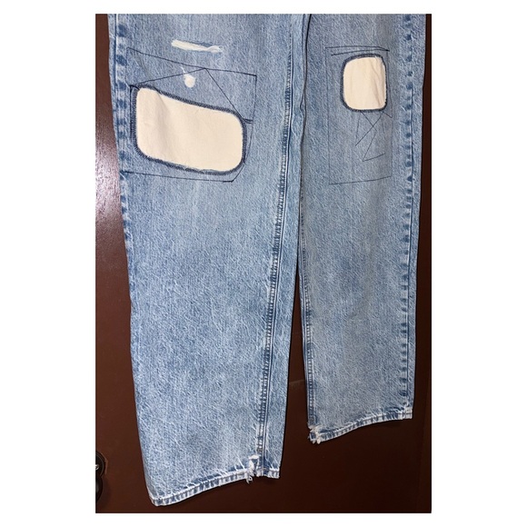 Universal Thread Mid-Rise Patchwork 90's Baggy Jeans (Medium Wash - 4 Regular) - Picture 7 of 12